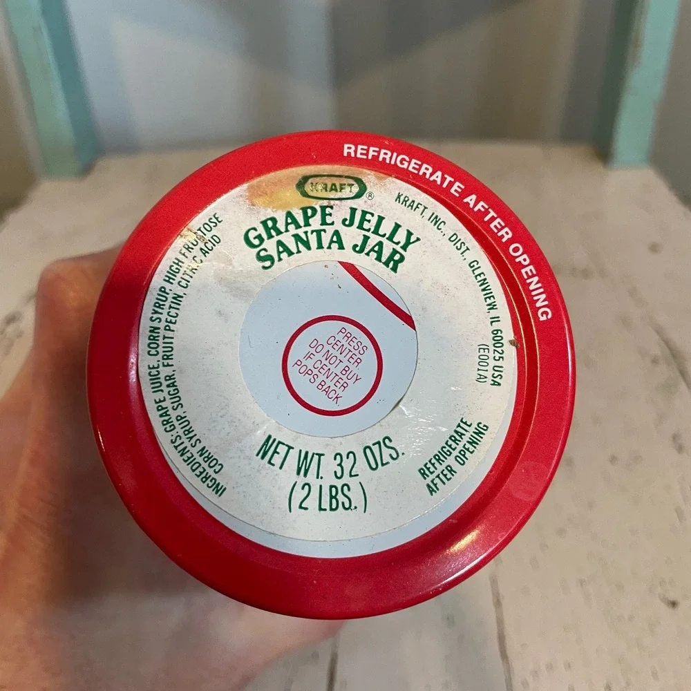 Vintage 1992 Kraft Grape Jelly Santa Jar 32 oz Clear Embossed Glass Christmas